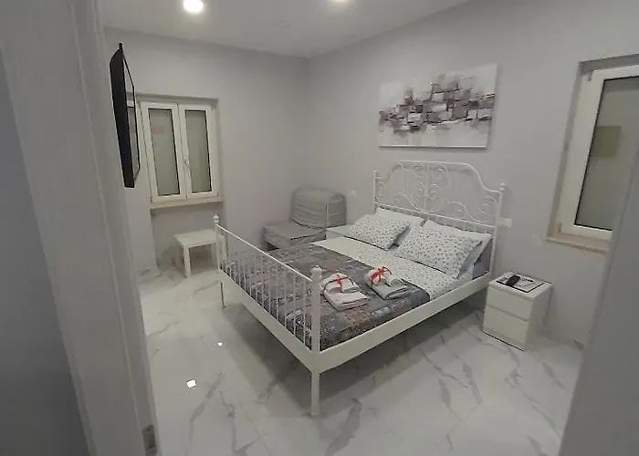 Domus Ruins بيت للعطل بومبيي