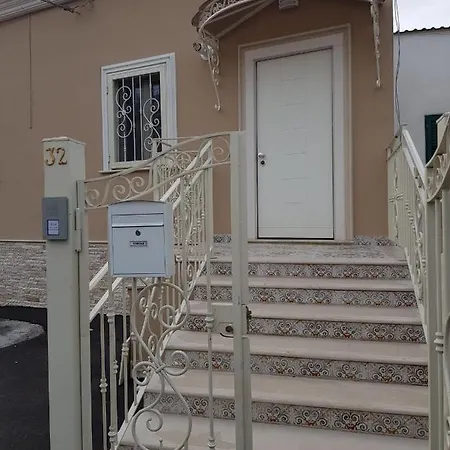 Domus Ruins Holiday home